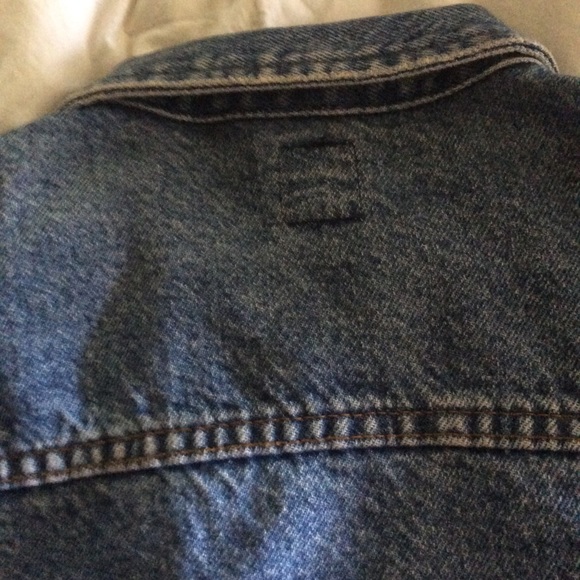 SOLD Vintage Lee Rider Jean Jacket with large inside pockets. - Picture 7 of 13